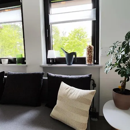 Stilvolle Zwei Etagenwohnung, Parkplatz Apartment
