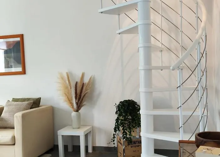 Appartement Stilvolle Zwei Etagenwohnung, Parkplatz Gröbenzell