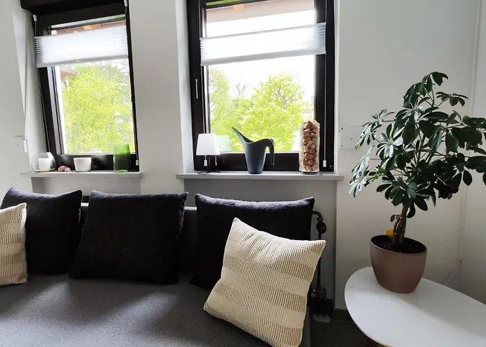 Stilvolle Zwei Etagenwohnung, Parkplatz Appartement